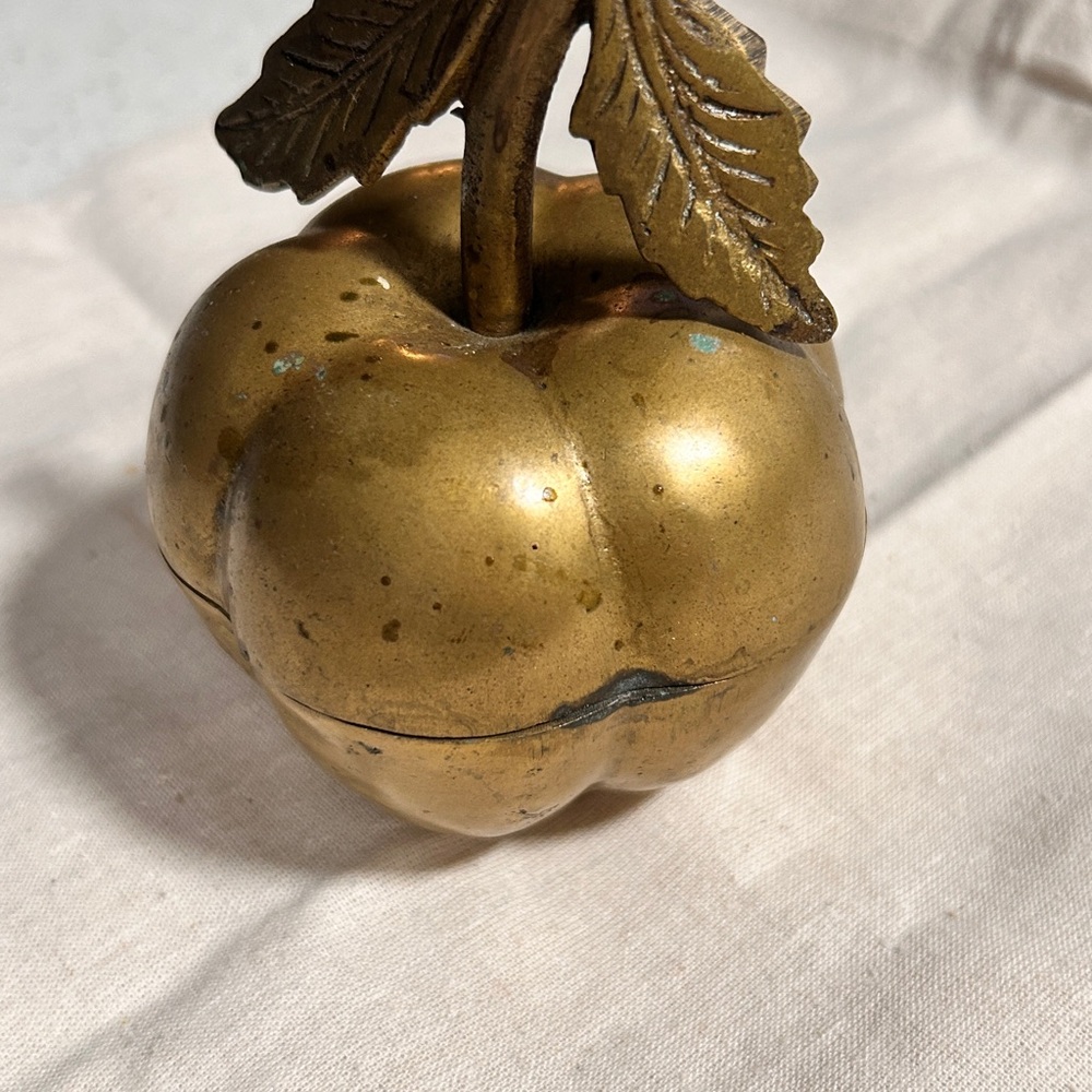 Vintage Brass Apple Paperweight tricker box